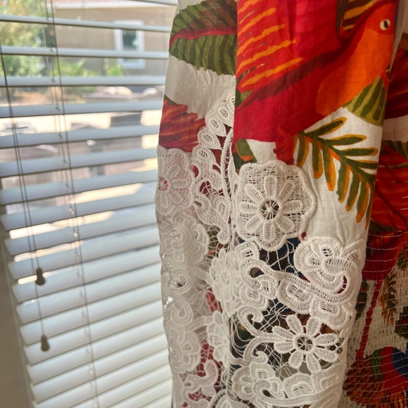 FARM Rio Multicolor Floral Blouse - Picture 7 of 10